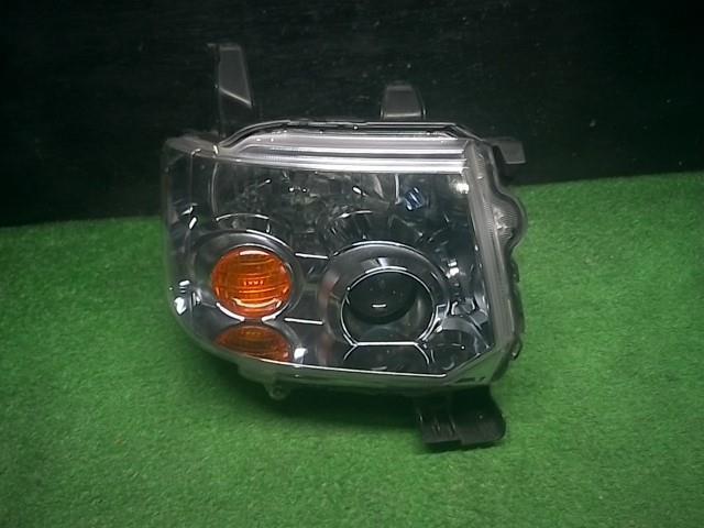 ☆H20年 トッポ T H82A 右ヘッドランプ HID スタンレー P6537 8301B294拍卖