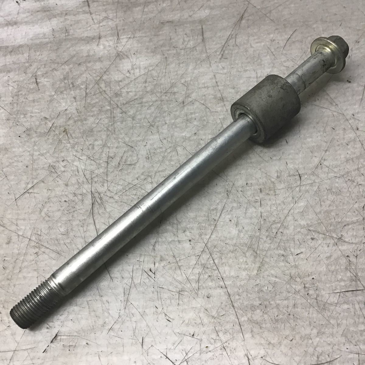 M25-29ne ホンダ スーパーカブ50 ストリート AA01 リア アクスルシャフト 純正部品拍卖