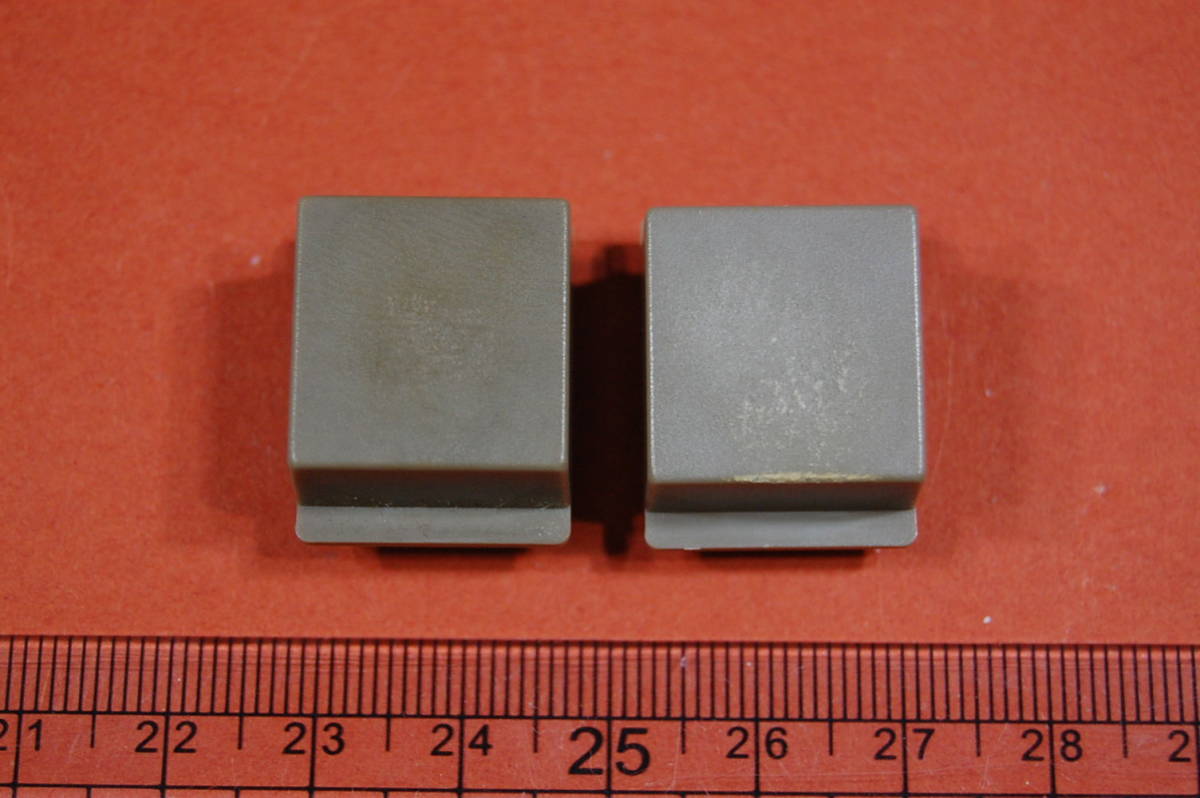 NEC PC9801VM 電源スイッチ ボタン キズ有り 2個セット 現状渡し ジャンク扱いにて O-164 拍卖