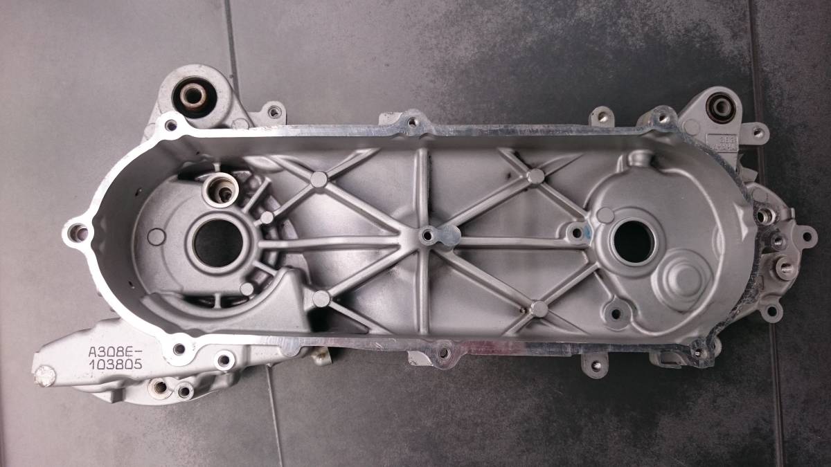 YAMAHA ヤマハ VOX ボックス SA31J エンジン クランクケース 送料無料!! 拍卖