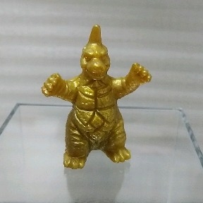 ■□ウルトラマン怪獣消しゴム 丸越 アーストロン ソフビ レアカラー ガチャポン□■拍卖
