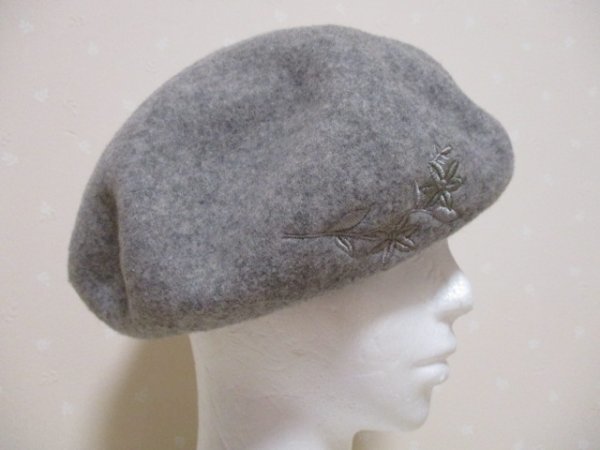 ● 帽子 ● BEAMS HEART ベレー帽 57㎝ ■ 毛100 グレー (20921)拍卖