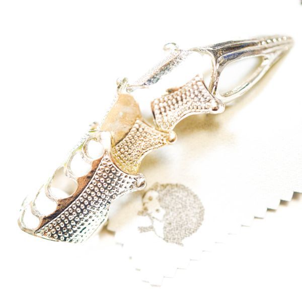 指輪ダンガンロンパ セレスティア リング アクセサリー グッズ アーマーリング おもちゃ拍卖