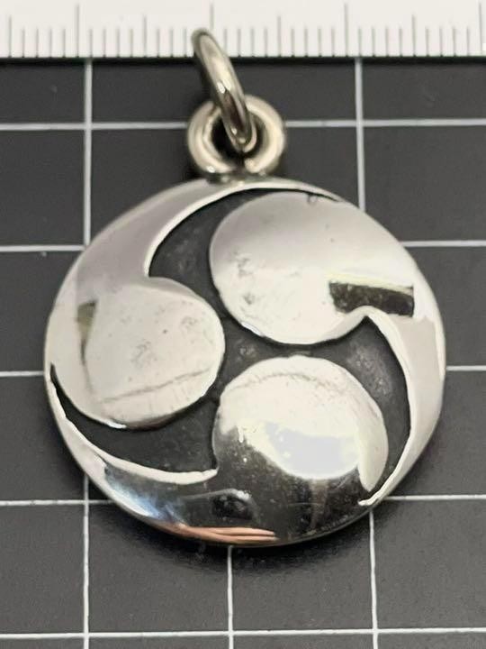 家紋ペンダント★キーホルダー★右三つ巴★中サイズ拍卖