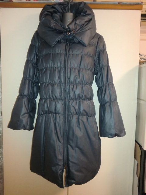 ★大幅値下げ展示品★百貨店ブランドインパクトで大き目ダブル襟デザインロングボリュームダウンジャケットコートLブルーライン綺麗拍卖