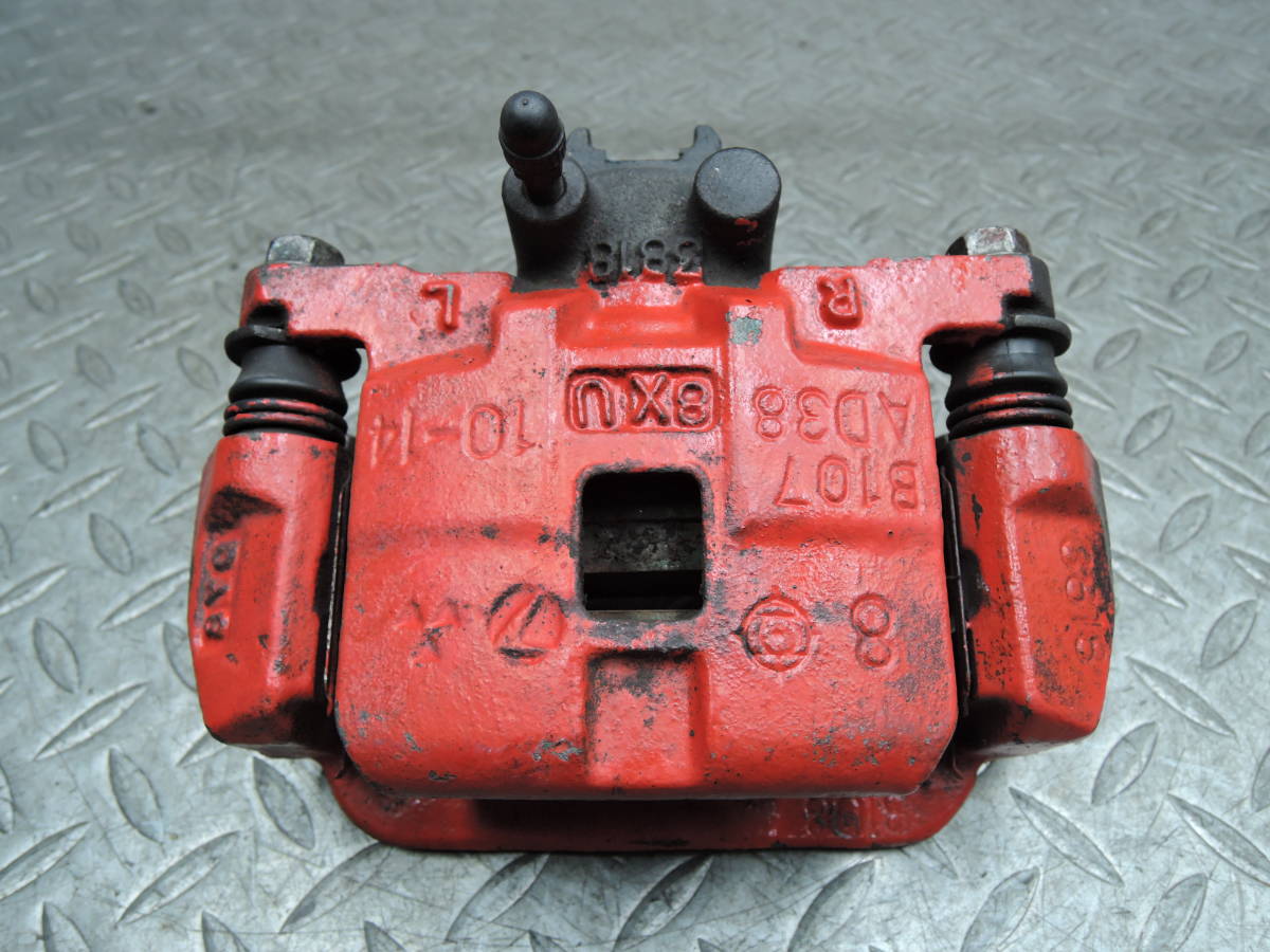 ・ GF-SF5 フォレスター S/tb 5MT リア 左 ブレーキ キャリパー パッド付 (検: スバル 純正 赤 SB-5026拍卖