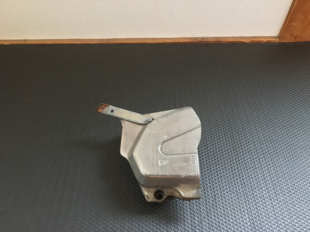 カワサキ バリオス250 割れなし!良品!! スプロケットカバー! ストック メッキ加工にもKAWASAKI BALIUS ZR250A B 他にも部品出品中!拍卖