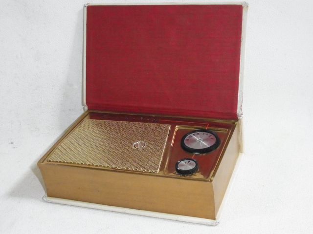 Crosley, JM-8WEa, Treasure Island (1955年、動作良好)拍卖