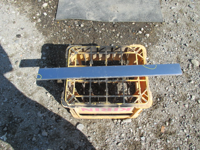 ★☆ キャデラック ブロアム 1991 右リアドア ロッカーパネル モール ステンレス 中古部品 税込即決!! ☆拍卖