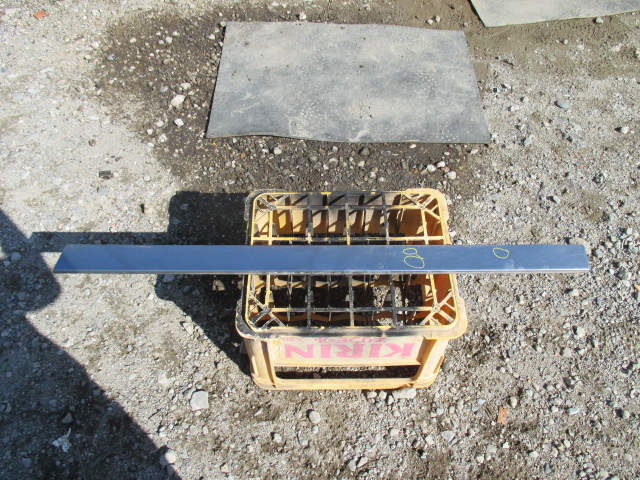 ★☆ キャデラック ブロアム 1990 右フロントドア ロッカーパネル モール ステンレス 中古部品 税込即決!! ☆拍卖