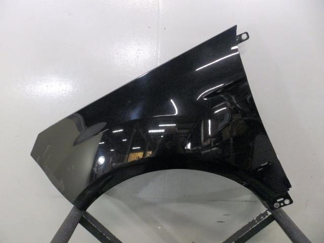 フォード エコスポーツ ABA-MAJUEJ 左フロントフェンダー UEJ 221398拍卖