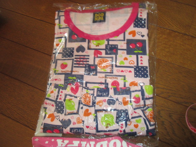 140 半袖七分丈パンツのパジャマ 新品袋入り拍卖