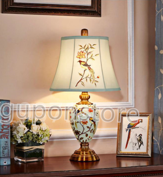 特売!超人気★イルミネーションスタンドスタンド花鳥布芸レトロな雰囲気ファッションレトロなレトロなデザインデスクトップランプ拍卖