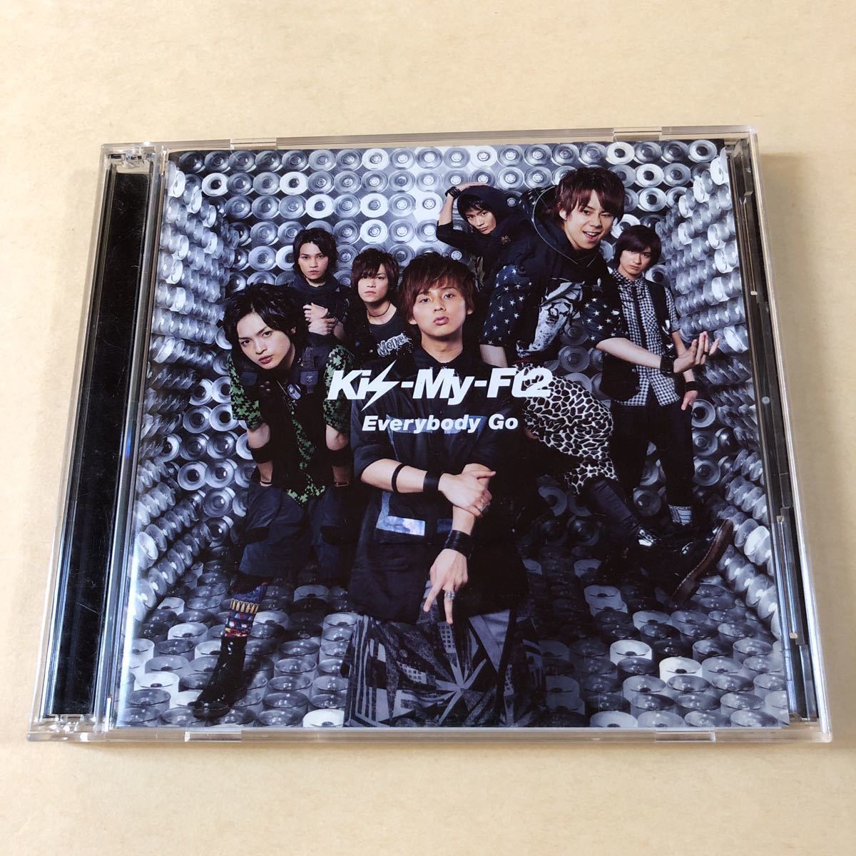 Kis-My-Ft2 MiniCD+DVD 2枚組「Everybody Go」拍卖