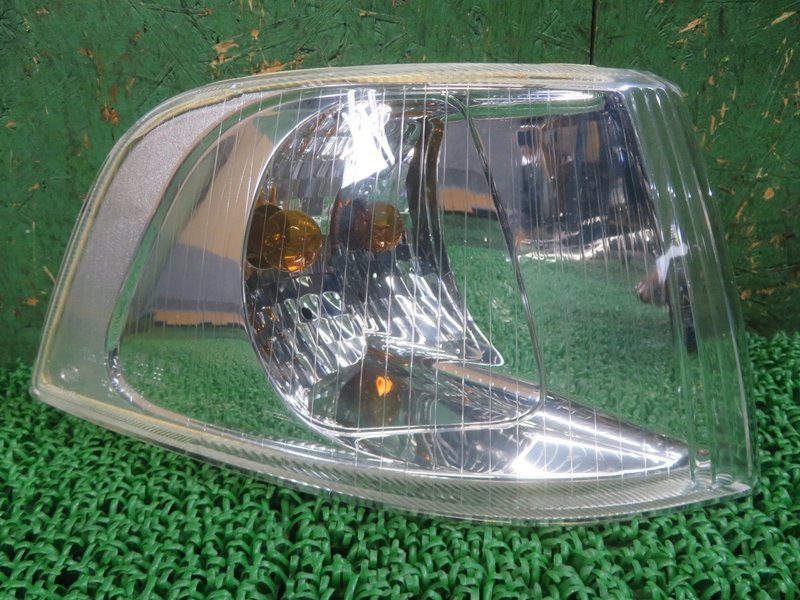 『psi』 4B ボルボ V40 後期 右コーナーランプ HELLA 154334 H15年式拍卖