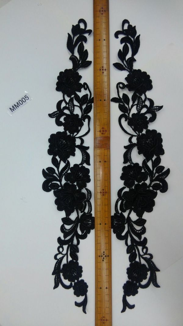 ○(MM005)黒のケミカルレースのモチーフ(1ペア)拍卖