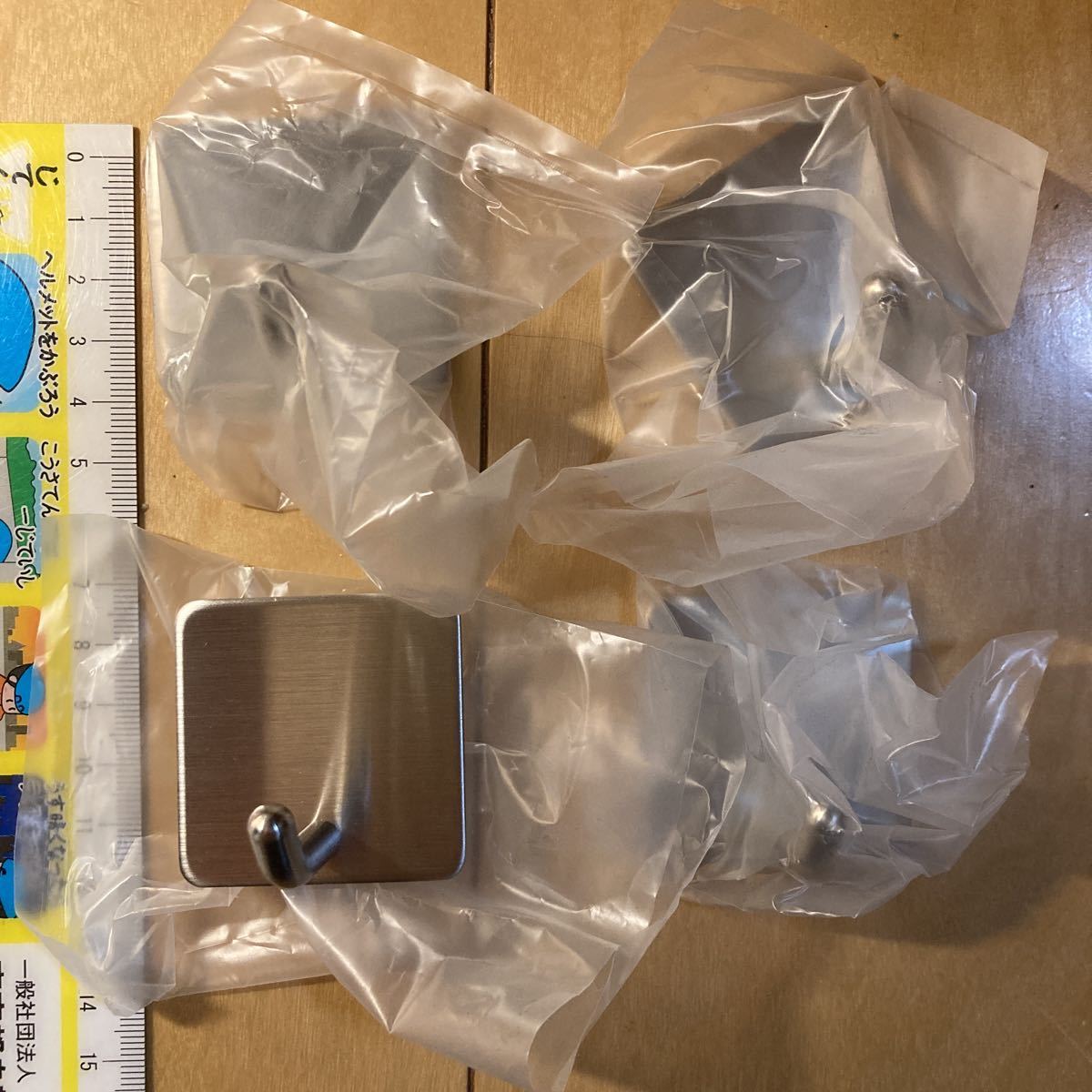 サスイム ステンレス フック 接着式 4個拍卖