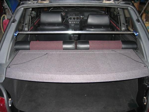 プジョー205(3DRハッチバック専用)リヤピラーバー IM0100-PIO-00(新品箱入り、税込み)拍卖