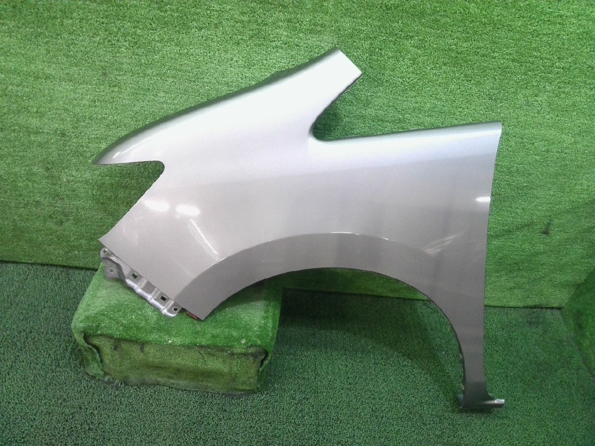 ランディ DBA-SC26 SNC26 C26 セレナ 左前 フロント フェンダー 2.0G MR20DD K51 H24年 銀 シルバー 57700-51Z30拍卖