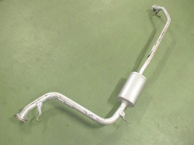 フィット DBA-GK3 エキゾーストセンターマフラー パイプ 13G Lパッケージ L13B NH731P拍卖