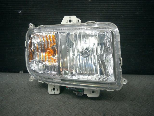 ムーヴ L175S 右 フォグ ランプ 81510-B2030拍卖