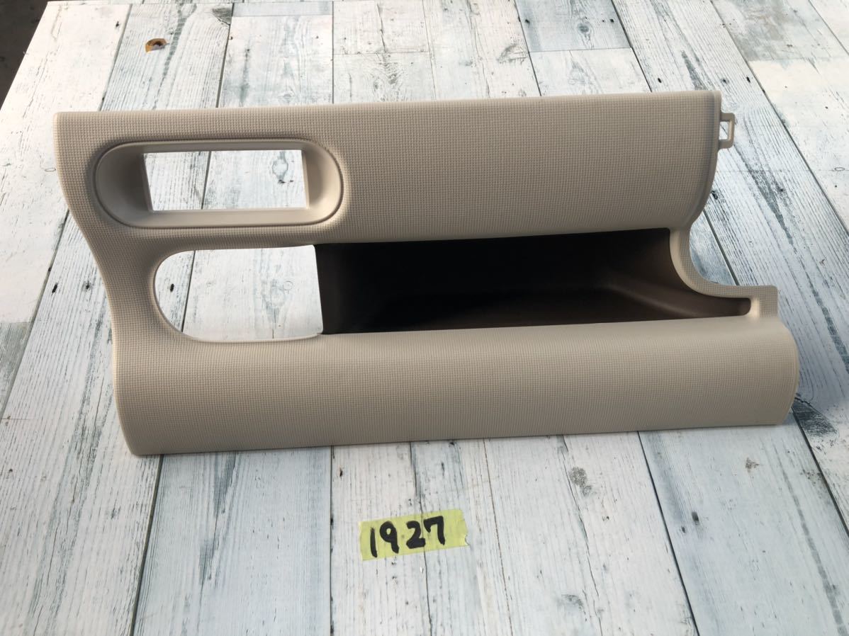 1927:ムーヴキャンバスLA800S 内装品 助手席小物入れ 55440-B2340拍卖