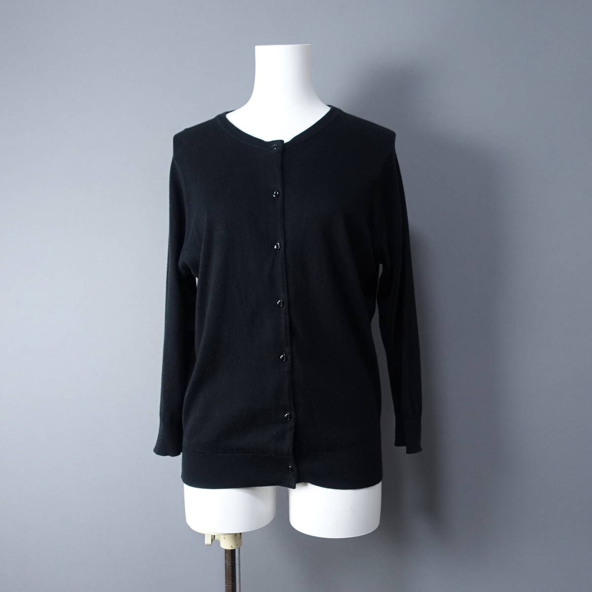JOHN SMEDLEY/ジョンスメドレー/S/イングランド制カーディガン/ブラック/黒/長袖レディース/トップス/クルーネック拍卖