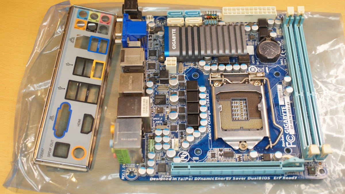 【LGA1155・Mini-ITX】GIGABYTE GA-H67N-USB3-B3拍卖