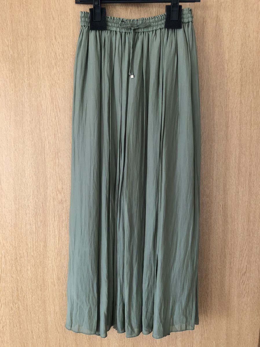 新品 タグ付き グローバルワーク エアリーボイルフレアスカート ロングスカート カーキ フリー ホワイトデー。拍卖