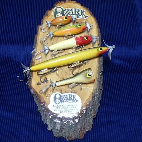 レア オールド オザークマウンテン ルアー ディスプレイボード Rare! Vintage Ozark Mountain Woodchopper Woodpopper Wood Display Board拍卖