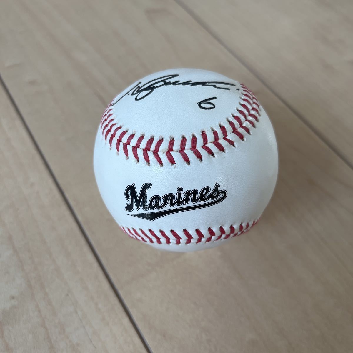 千葉ロッテマリーンズ ◆井口忠仁◆直筆サインボール【マリーンズ球団練習球】球団オフィシャル品拍卖