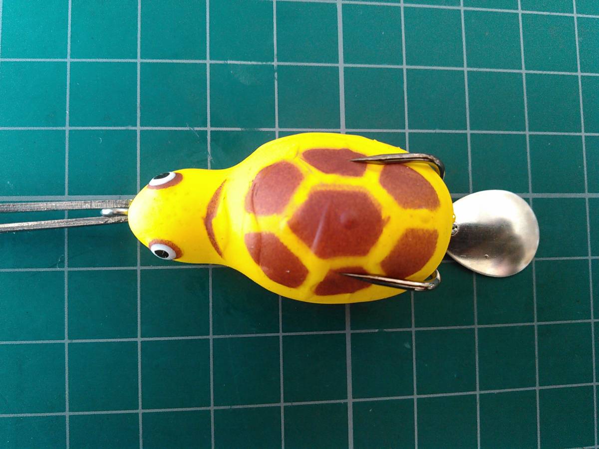 残り1個 小型ウィードレスルアー45mm 7g 黄亀 検)珍品 B級ルアー ブラックバス フロッグ スカム カスタム ナマズ ライギョ 鯰 キトウくん拍卖