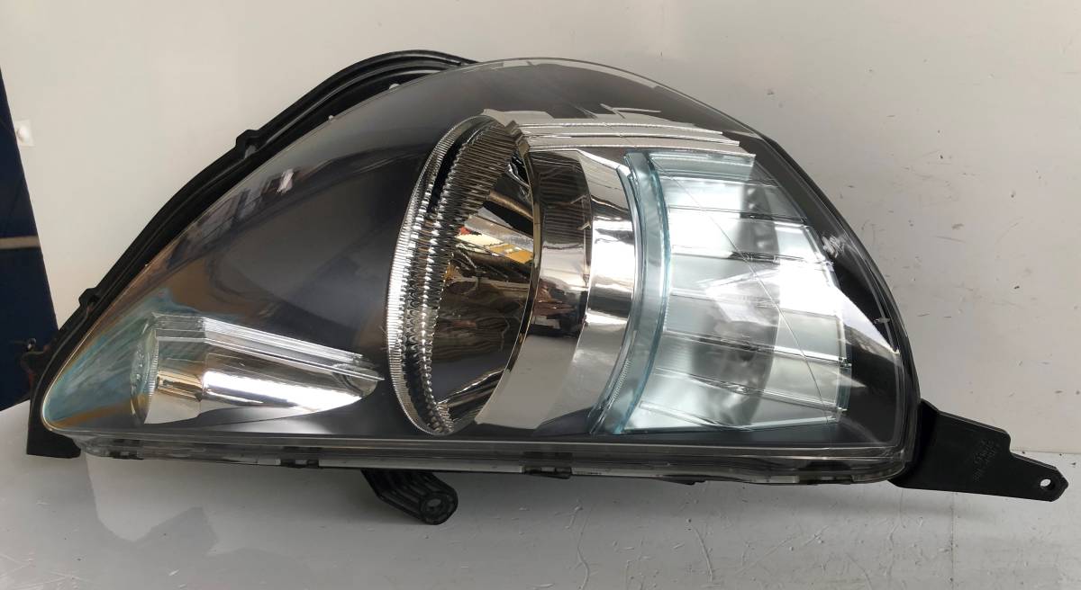 ホンダ フィット GD1 ヘッドライト 右拍卖