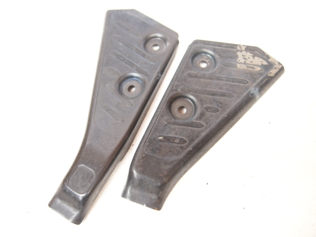 トリッカー250純正ヒールガード左右 割れなし修理用に。セロー フレームカバー拍卖