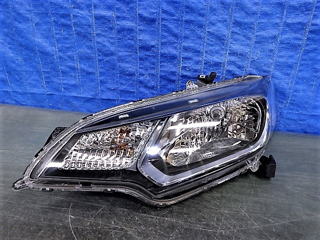 4008 フィット ハイブリッド GP5 GP6 前期 左ライト ハロゲン W0349 美品拍卖