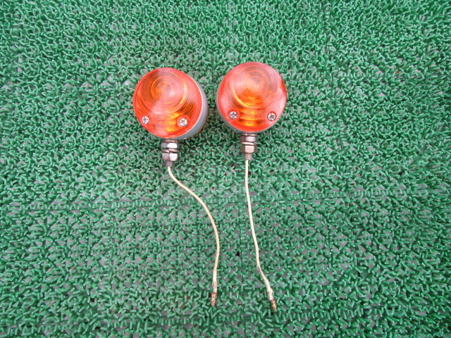 コンバインから取り外しウインカー 2個セット 点灯確認済み 中古1拍卖