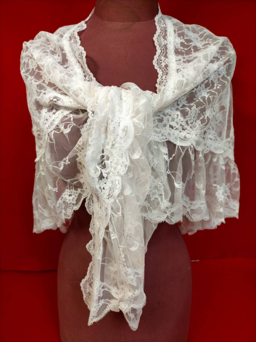 ショール 三角フリル 結婚式 パーティーに 上品な花柄 横幅140㎝×高さ49㎝アンティーク ・拍卖