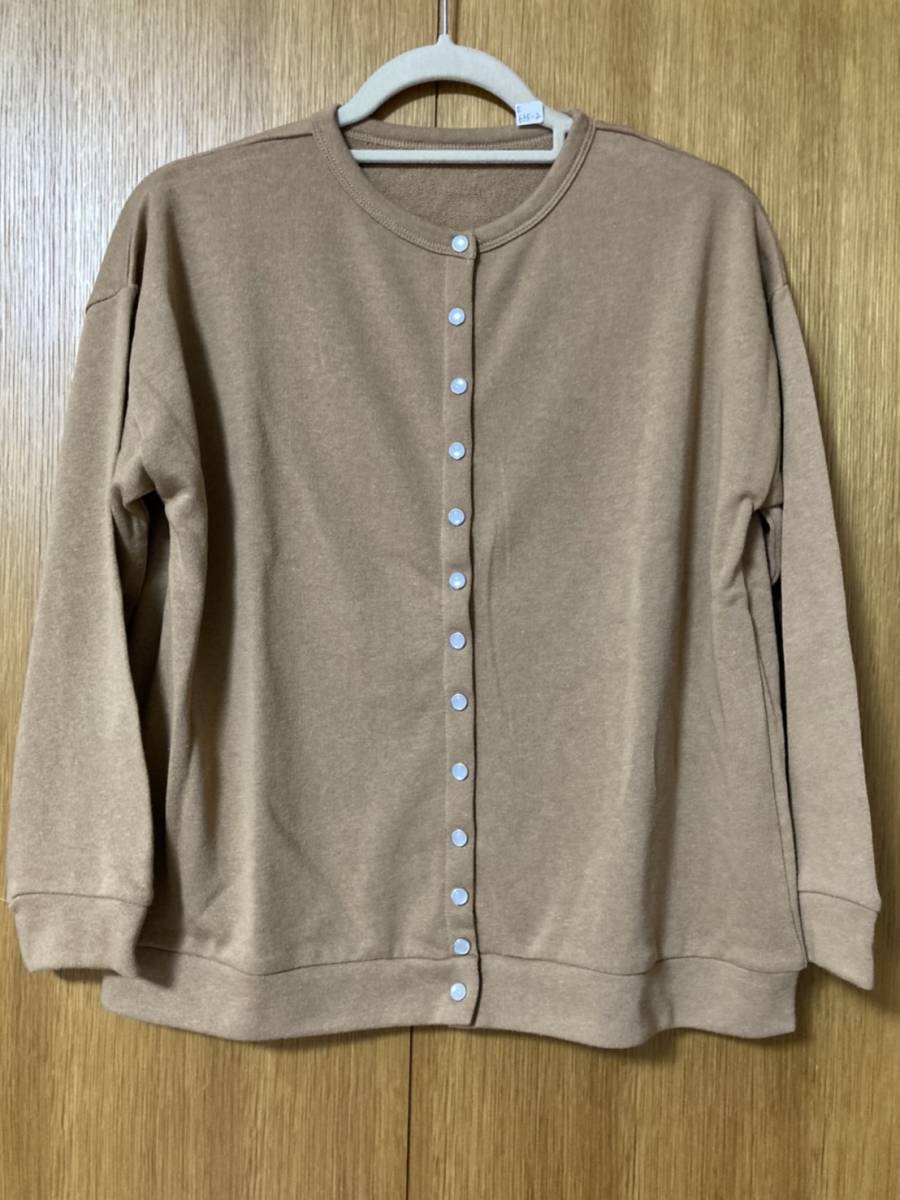 未使用 ★ M.M.O レディース スナップボタン カットソー M〜L 茶系 長袖 トップス ★ E635拍卖