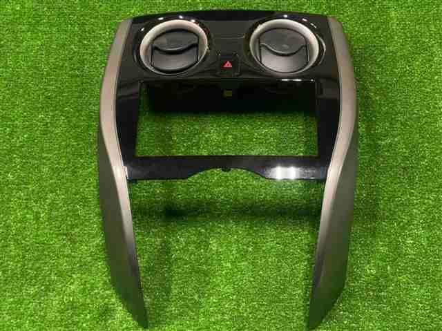 E12 日産 ニッサン ノート オーディオパネル クラスター フレーム 68260-3VA0A拍卖