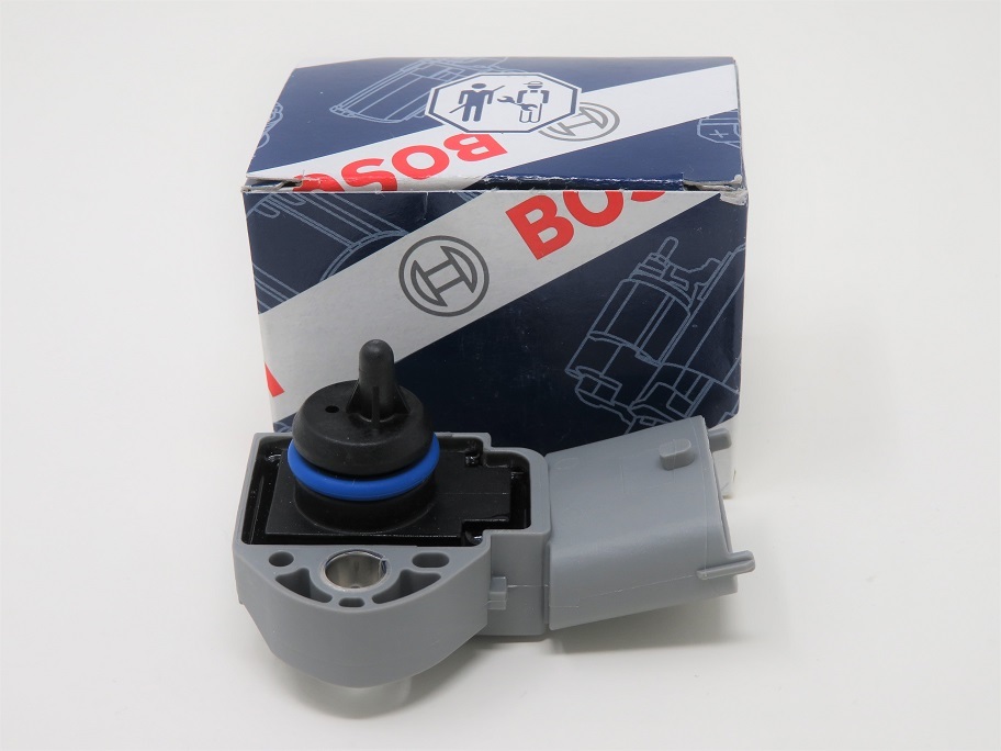 Volvo ボルボ V40 C30 XC60 燃料プレッシャーセンサー ボッシュ社製 新品拍卖