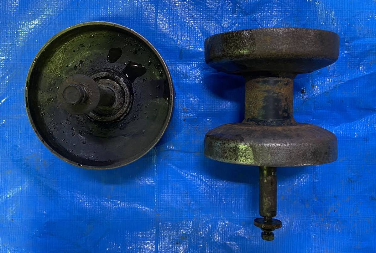 NO.50-0978 ヤンマーコンバインEe-6用の転輪 2個 足回り、ローラー拍卖