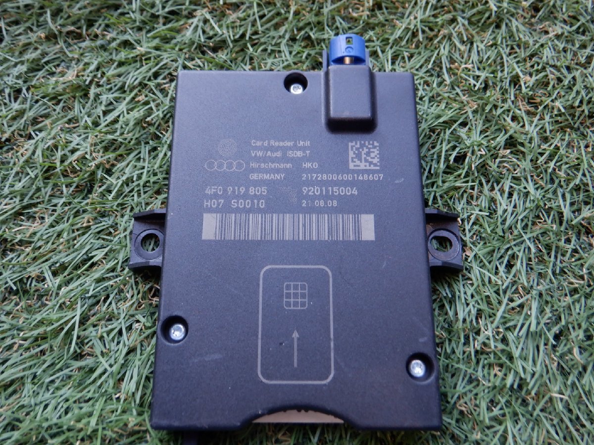 アウディ純正 ABA-8KCDH 8K A4 アバント AVANT 1.8TFSI 2009年 地デジ チューナー B-CAS カード リーダー 4F0919805 m-22-9-856拍卖