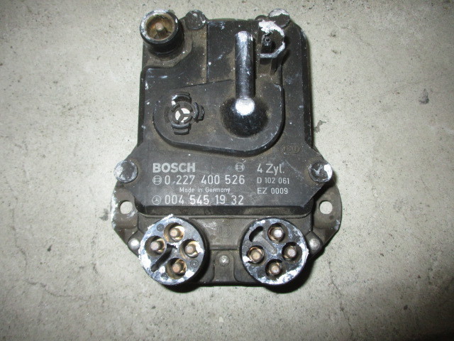 ■ベンツ W201 190E イグナイター 中古 0045451932 0227400526 部品取あり イグニッション コントロール ユニット モジュール W124 230E ■拍卖