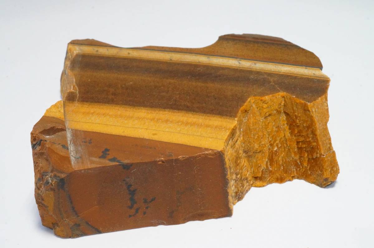 即決特別価格!35年前の在庫!美しい目が出る特大天然虎目石(タイガーアイ)の原石【トラ目石・トラメ石】116g拍卖