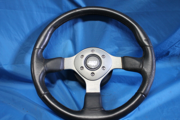 KS-024-1 MOMO モモ ステアリング 09-97 350mm 拍卖