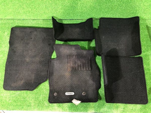 マツダ DBA-DE5FS デミオ スポルト 純正カーペット CARPET ID:861拍卖