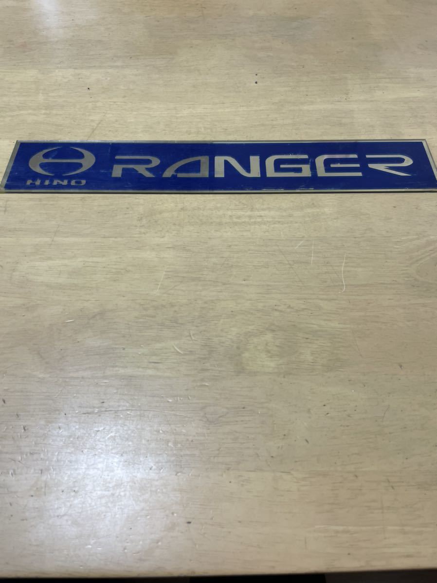 日野 HINO レンジャー メッキ ロゴ 中型 トラック エンブレム プレート フロント ダッシュ 差し込み ジャンク拍卖