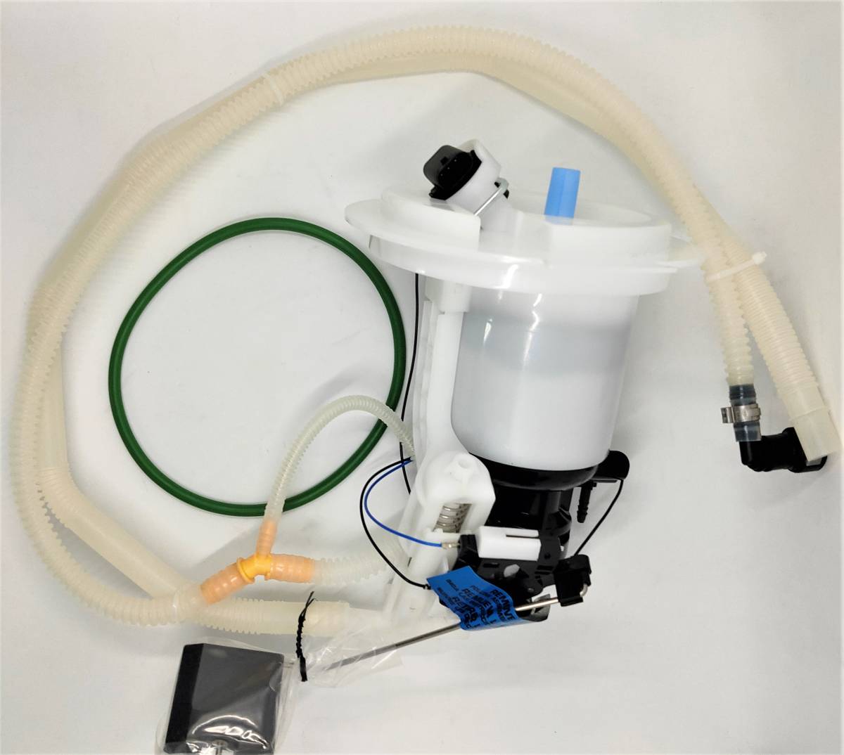 (送料込) ベンツ Cクラス Eクラス GLKクラス C/W/X/S204 C/X218 A/C207 左側燃料ポンプ 残量ゲージ付【ドイツHELLA製・新品】A2184700994拍卖