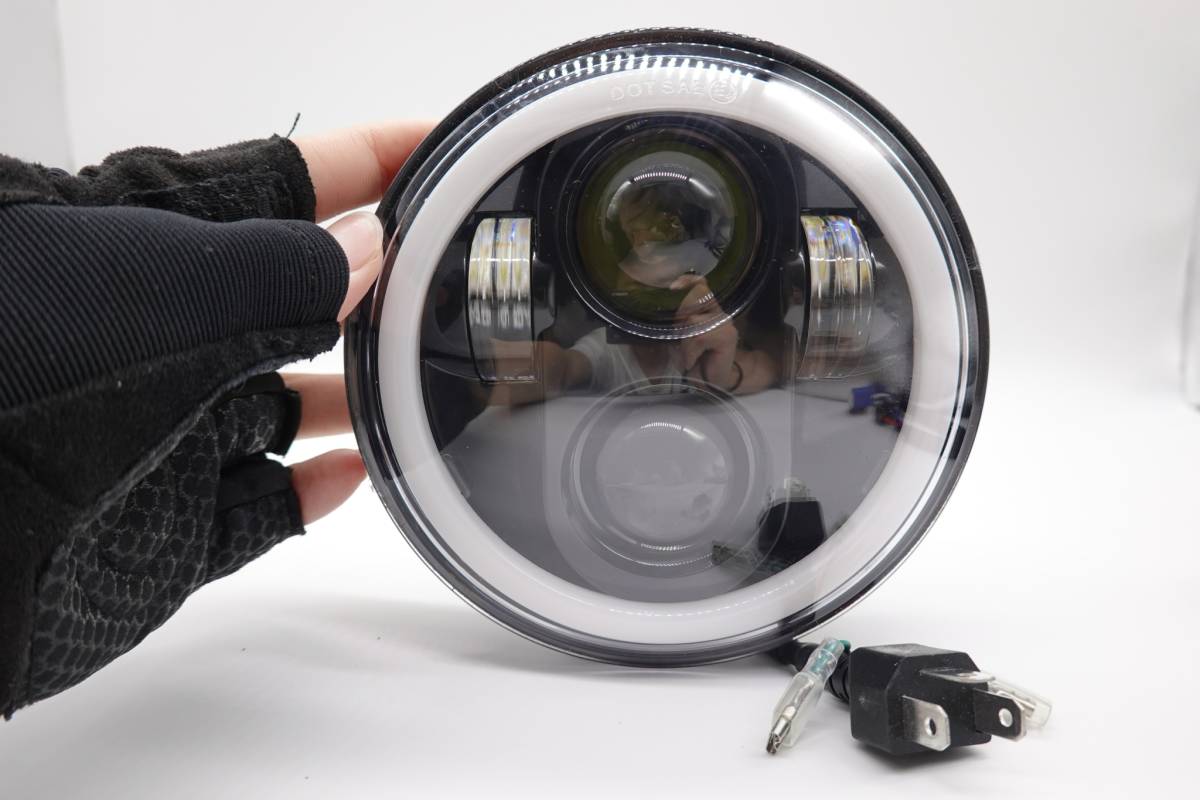 送料無料 5.75インチ LEDヘッドライト DRL H4コンバーターのプラグアンドプレイ ダビッドソン ダイナ用オートバイプロジェクター 未使用 拍卖