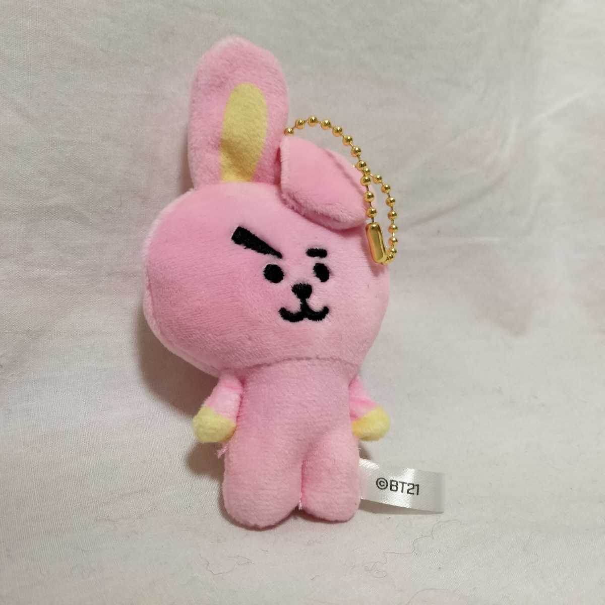 BT21 ボールチェーン付き 白タグ ぬいぐるみ うさぎ 11cm 221026拍卖